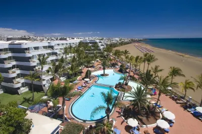 Plus Fariones Suite Hotel