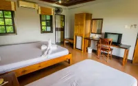 BaanRimNam Resort Trat Hotels in Trat