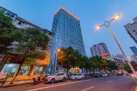 Vienna International Hotel (Zhuzhou Railway Station Central Square)