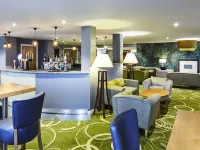 Mercure Newbury West Grange Hotel فنادق في Midgham