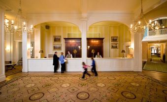 Omni Bretton Arms Inn at Mount Washington Resort