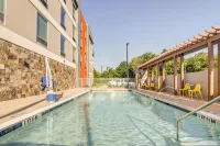 Home2 Suites by Hilton Foley - piscine