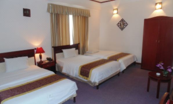 8. 스포츠 호텔 하..