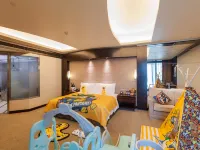 Grand Kempinski Hotel Shanghai Hotels near Oriental Pearl Tower