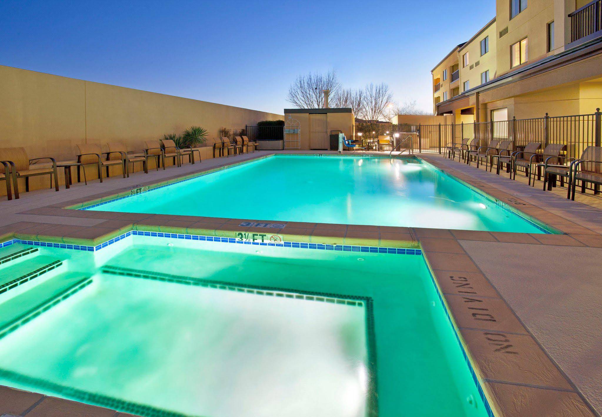 Courtyard El Paso Airport