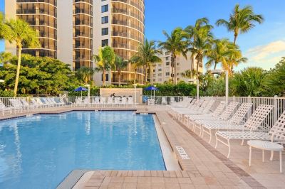 Outdoor Swimming Pool Gullwing #1002 3Br Beachfront W/ 180 View 3 Bedroom Condo Photo