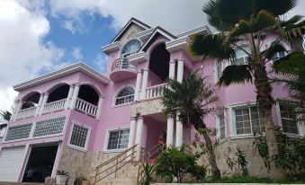 Dsh Vacation Rooms and Rentals - Housity