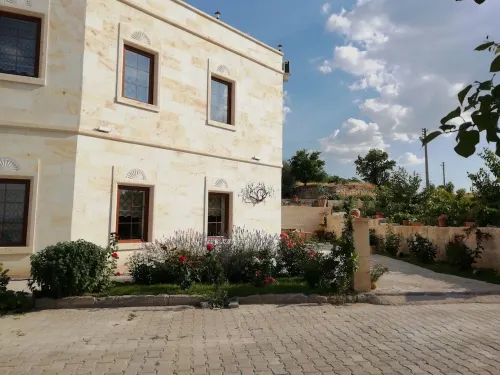 Esens Stone House - Bed and Breakfasts