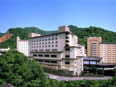 施設外観 第一滝本館の写真