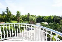 Greenside Pension Hotels in Seogwipo-si