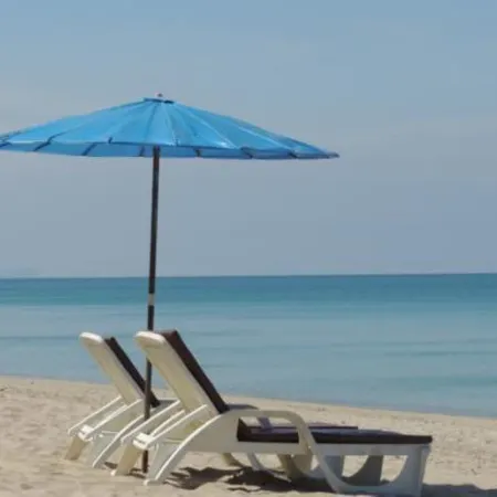 Lanta Seafront Resort
