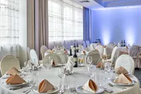 Radisson Blu Hotel Kaliningrad - 朝食
