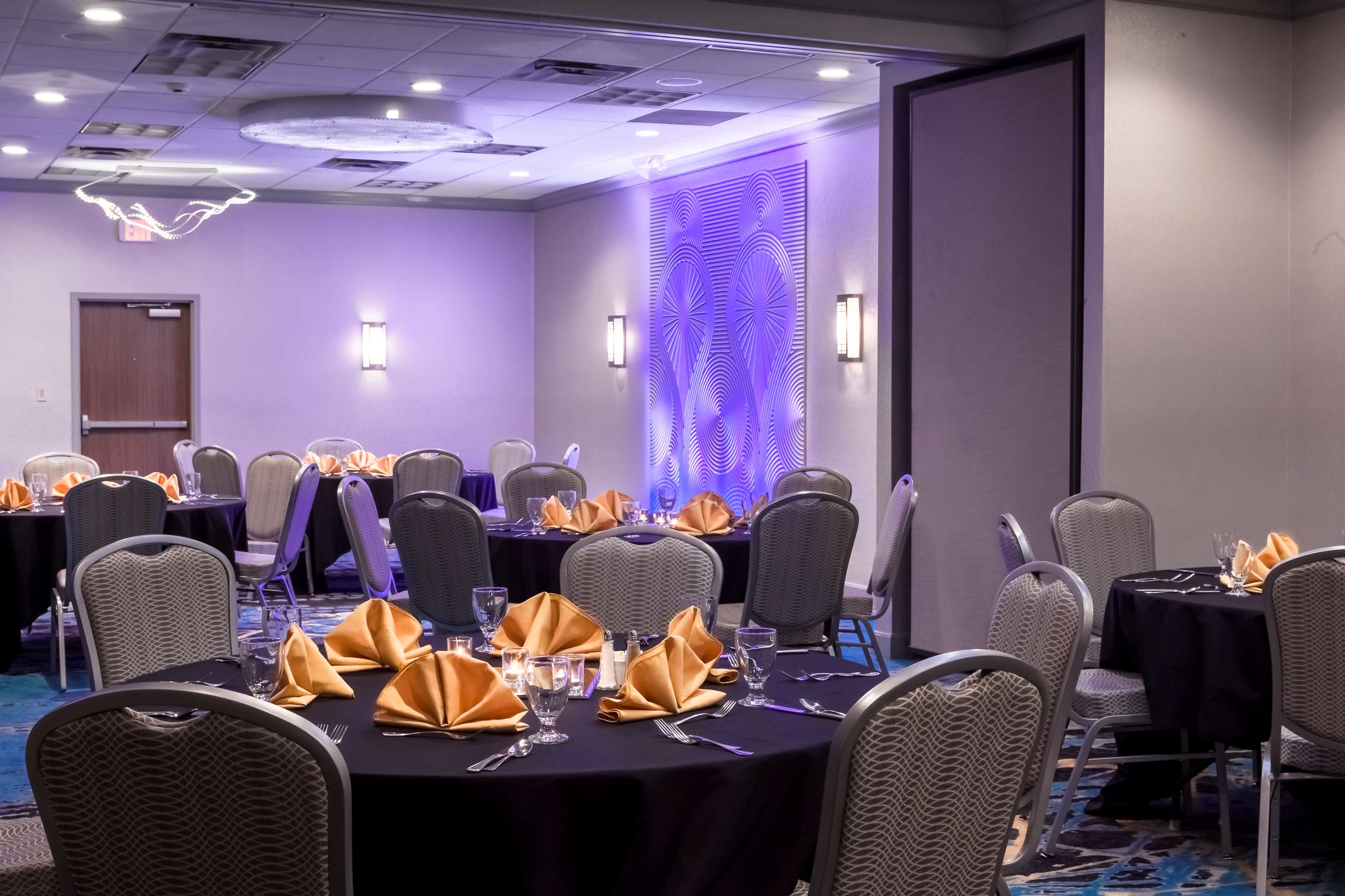 Radisson Hotel & Conference Center Coralville - Iowa City