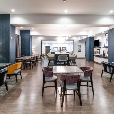Hampton Inn Locust Grove
