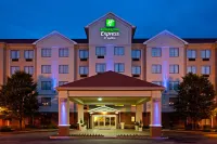 Holiday Inn Express & Suites Indianapolis - East Hotels near Finish Line