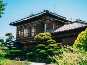 ゲストハウス檜の家「花鳥苑」国の登録有形文化財