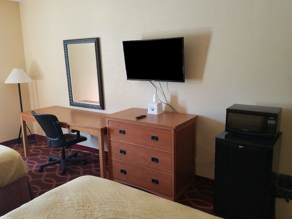 Americas Best Value Inn Evansville East