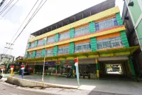 Wisma Rainbow Pekanbaru Hotels in Senapelan