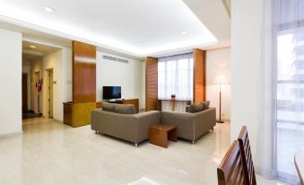 Deluxe 2+1Br Apartment Suite in Bukit Bintang