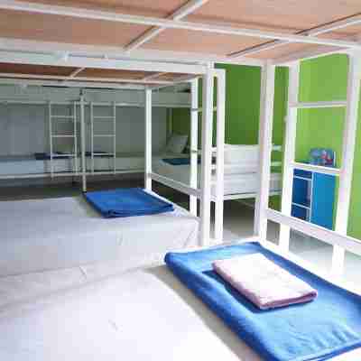 Madinah Hostel Ranong Rooms