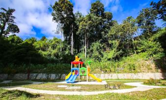 PLAY at Palas Horizon Kea Farm