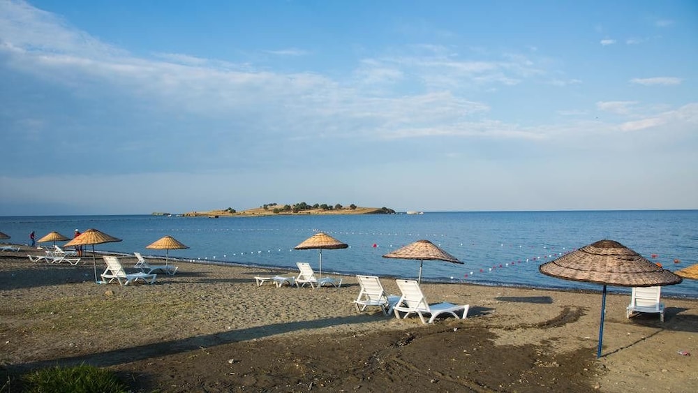 Teos Ormanci Tatil Koyu