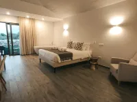 เมอร์เซเดส คันทรี เฮาส์