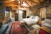 Montanema Handmade Village Hotels in Neochori