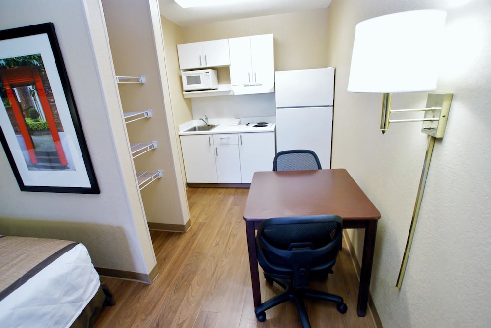 Extended Stay America Suites - Bakersfield - California Avenue