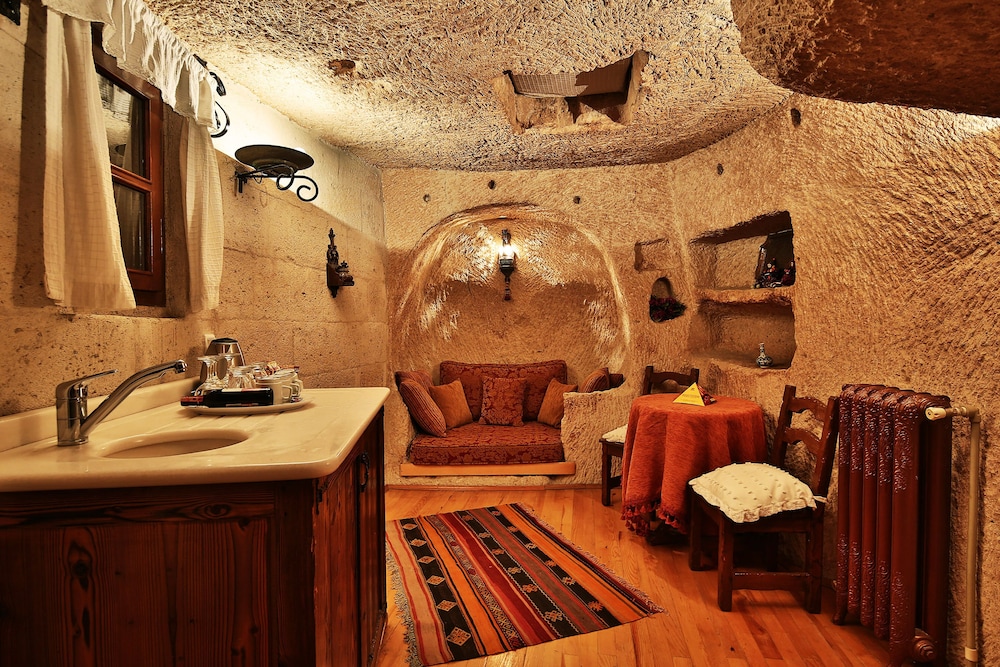 Cappadocia Cave Suites