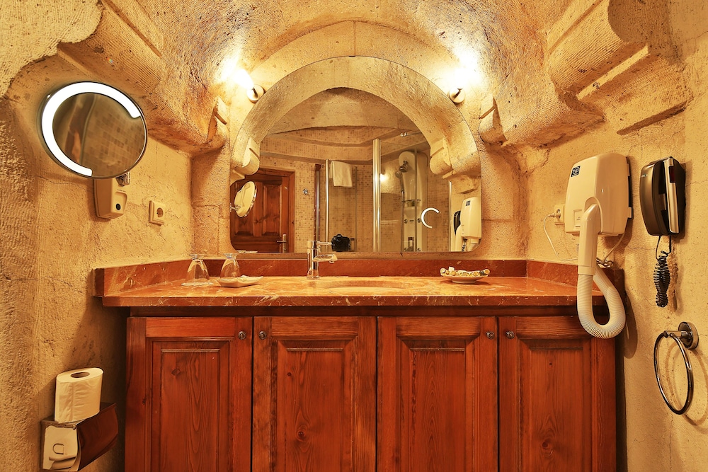 Cappadocia Cave Suites