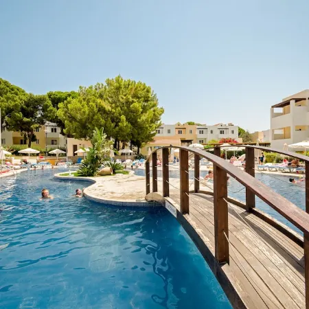 Matina Pefkos Aparthotel