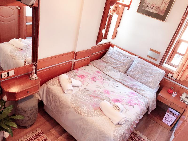 Hotel Karyatit Kaleiçi (Hotel Karyatit Kaleici)