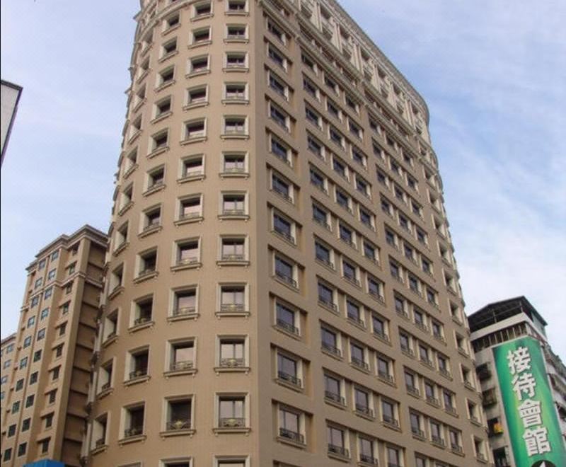 2. 풀론 호텔 타이..