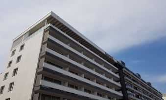 City Arcaden Hotel