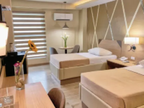 โรงแรมนิวดอว์นพลัส โรงแรมในคากายันเดโอโร