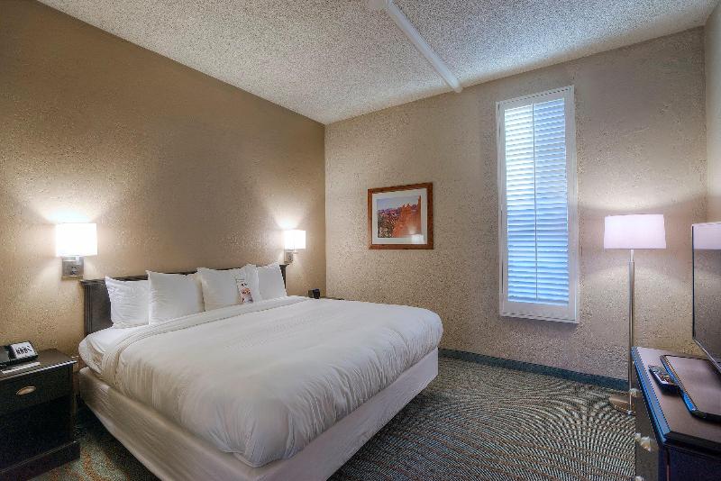 Homewood Suites by Hilton Fort Worth West at Cityview