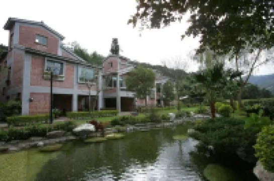 紅磚屋特色民宿