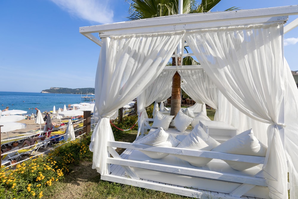 PGS Rose Residence Beach - All Inclusive