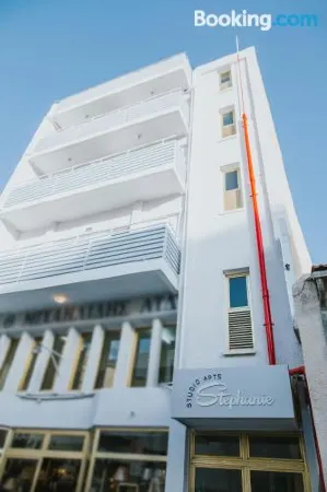 斯蒂芬妮開放式公寓酒店