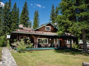 Kootenay Park Lodge