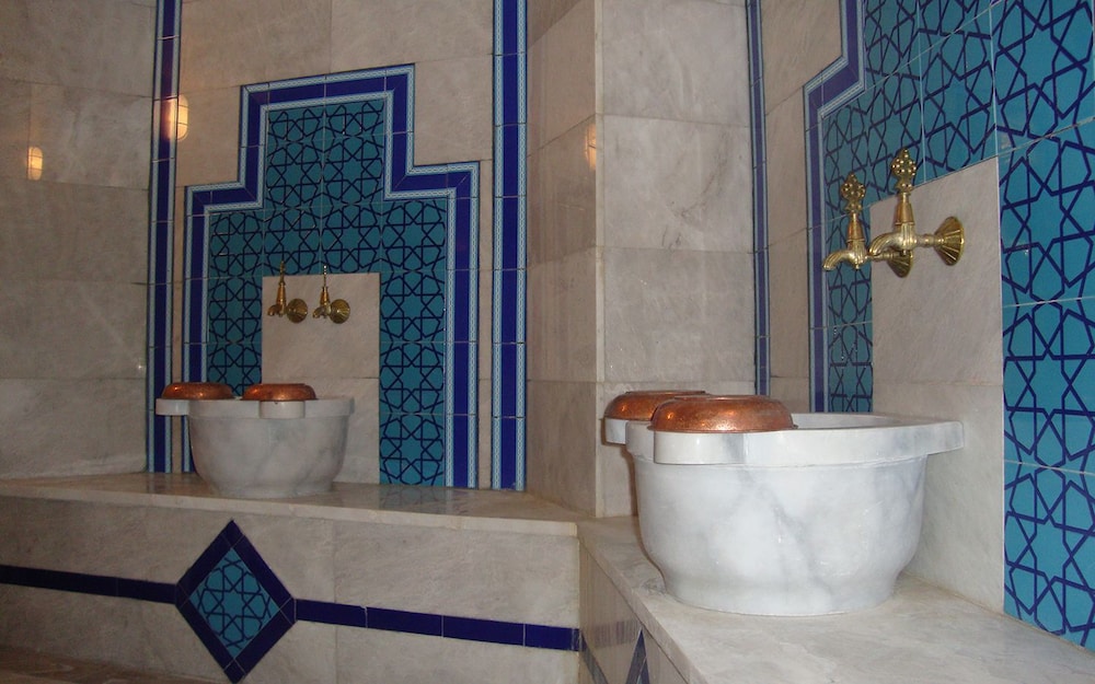 Selcuk Otel Sems-i Tebrizi (Selcuk Hotel Sems-I Tebrizi)