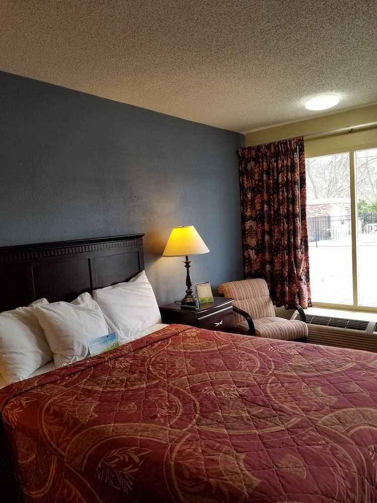 Days Inn by Wyndham Lexington