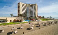 Camino Real Veracruz Отели рядом с достопримечательностью «Парк Эриберто Кеоэ Висент»