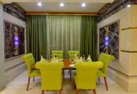 Crown Town Hotel - พร้อมอาหารเช้า