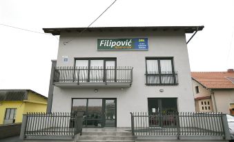 Filipovic Rent a Car & Apartments