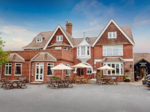 Classic Lodges - the Hickstead Hotel