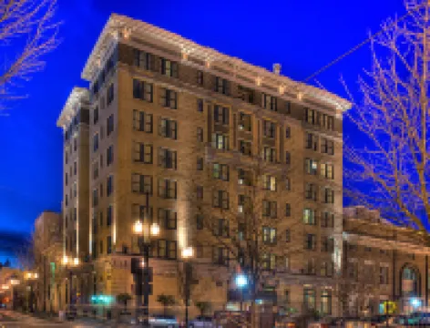 Hotel DeLuxe Hotels in 