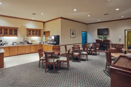 Comfort Inn & Suites Tempe Phoenix Sky Harbor Airport