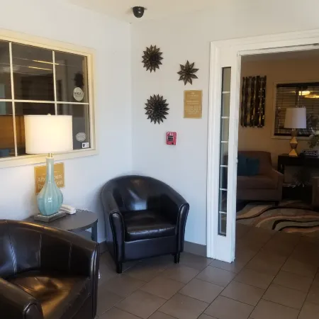 Sonesta Simply Suites Dallas Galleria